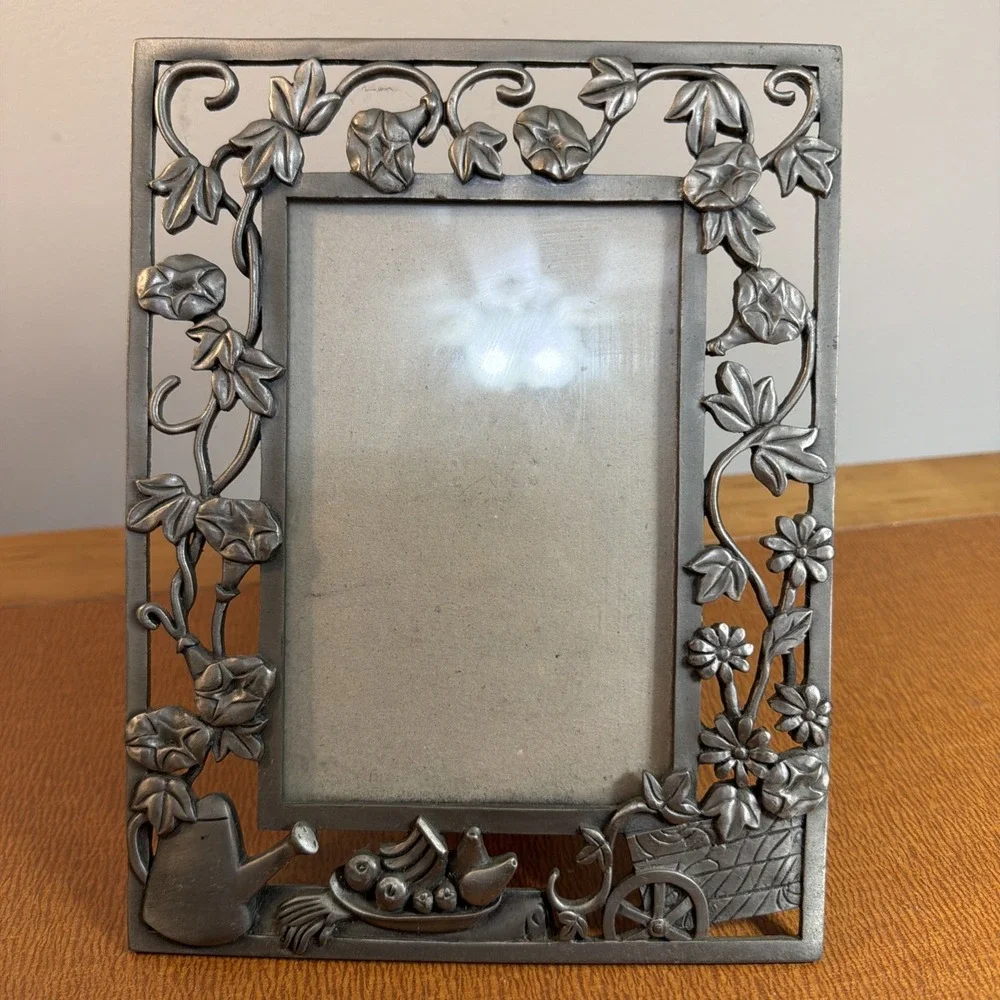 Pewter Ivy Garden Theme Photo Frame 4x6